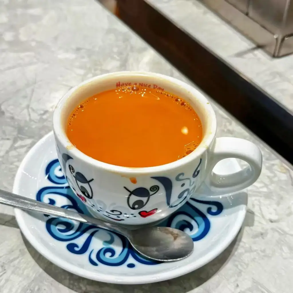 Tè al latte in stile HK